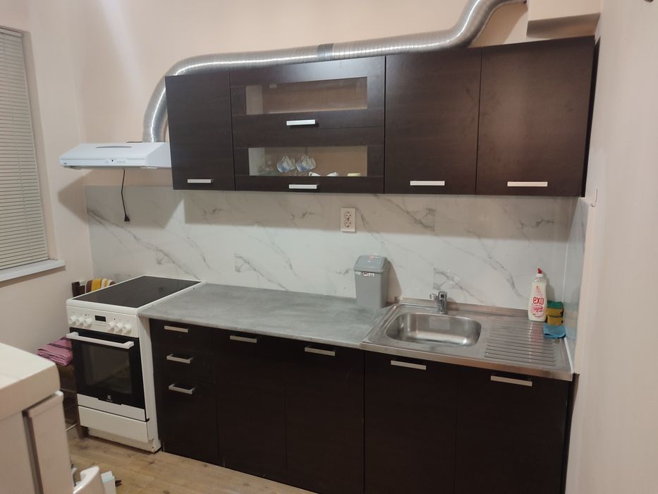 Давам тристаен апартамент под наем