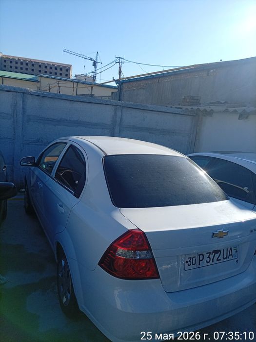 Nexia 3 sotiladi yili 2019 prabek 197 yurgan  narxi 6100$ kilishiladi.