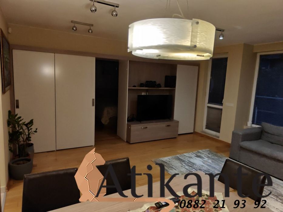 Дава се под наем Тристаен апартамент в София, Лозенец - 122 кв.м за 1300 € - Снимка #2