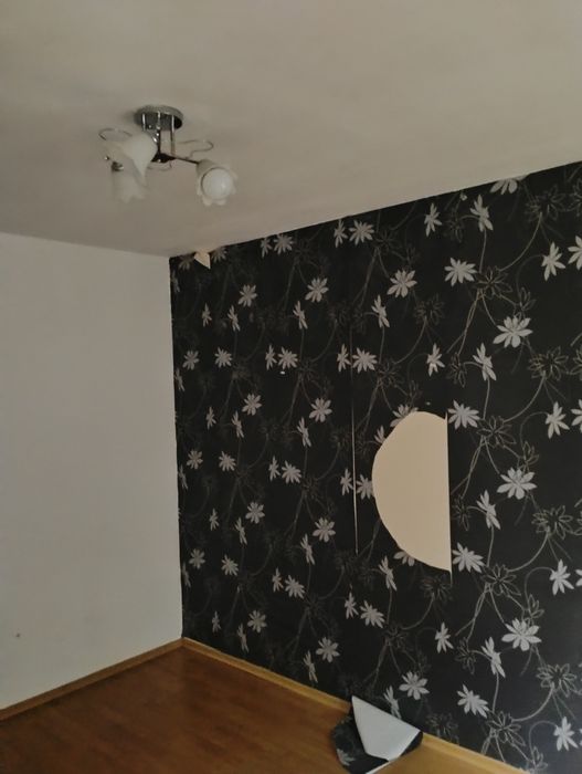 Vând apartament in Moinești