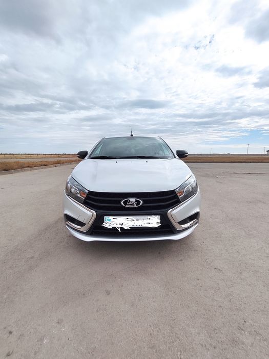 Автомобиль Лада Веста