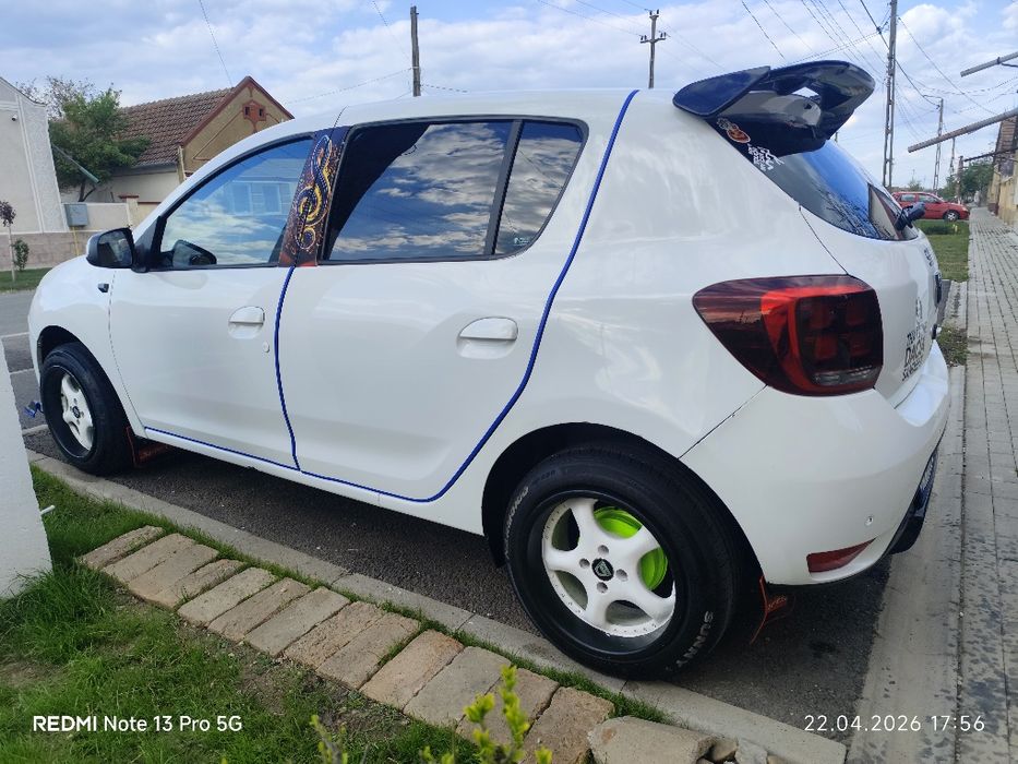 Vând Dacia Sandero