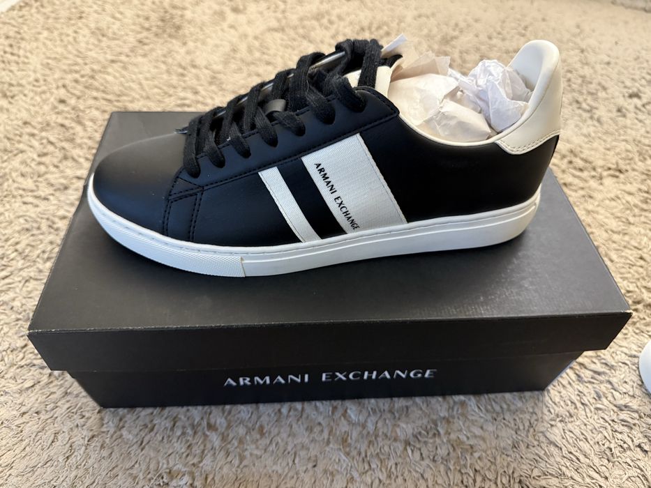Продам Кросовки Armani Exchange