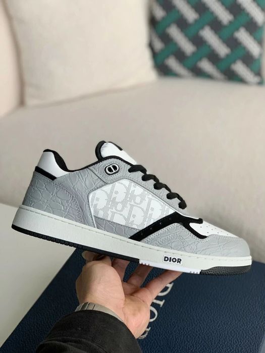 CD B27 Low-Top Sneaker / Grey / White / Black
