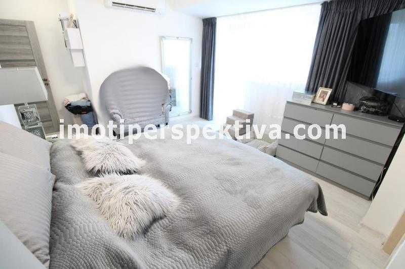 Продава се Тристаен апартамент в Пловдив, Кършияка - 160 кв.м за 2163 €/кв.м - Снимка #12