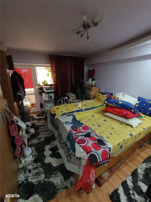 Apartament 4 decomandat, etaj 1, CT - Sarari