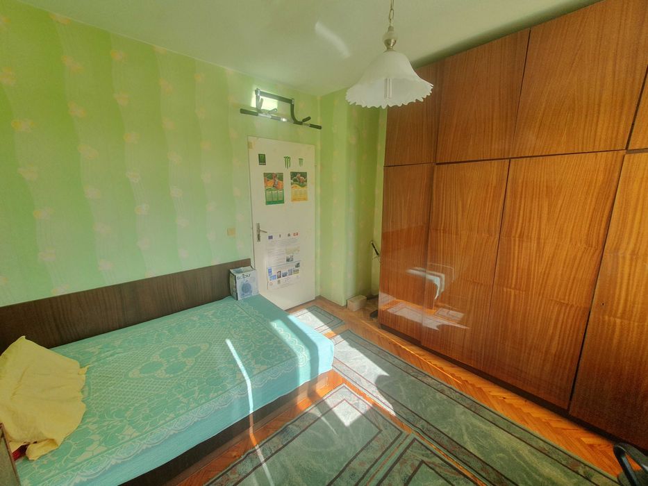 3-стаен в кв. Пролет