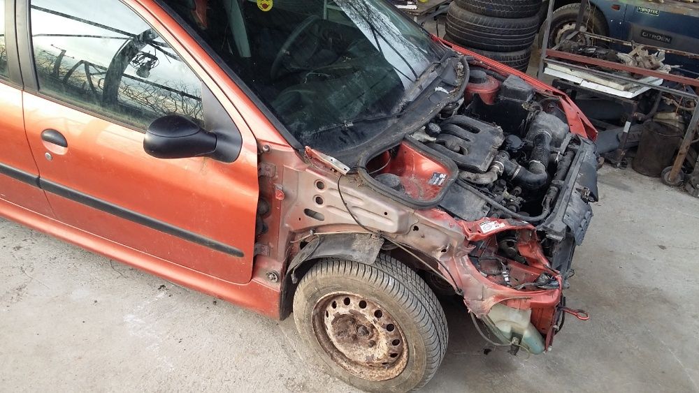 Пежо 206 1.9Д на- части/Pejo 206 1.9D na chasti