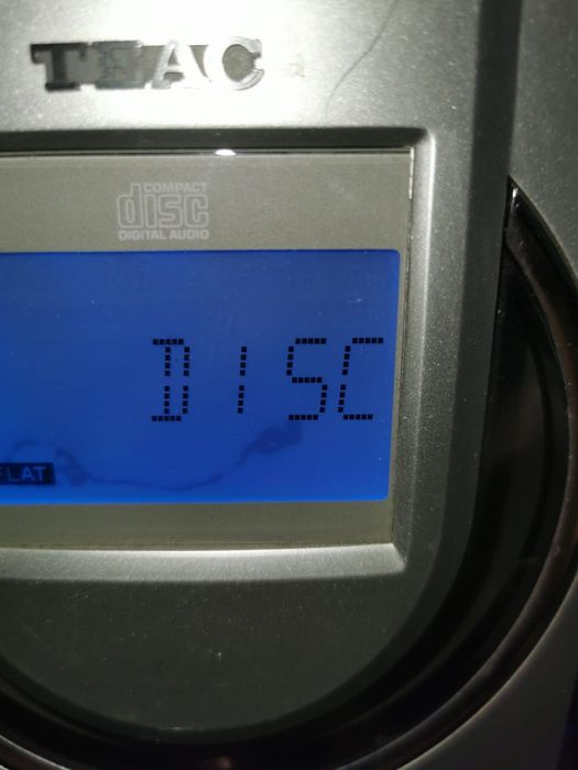 TEAC radio cd și caseta in stare de funcționare