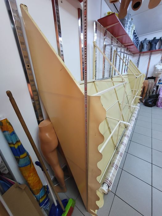 Vând Copertina cadru metal foarte bună si îngrijită 4,30 m