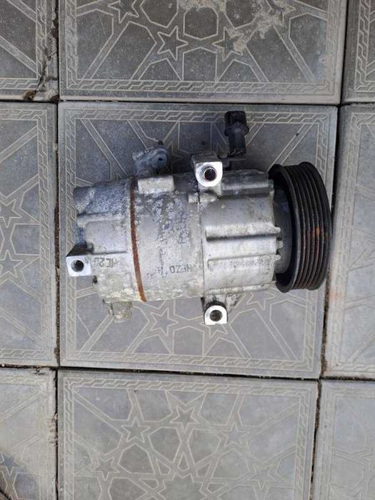 Компрессор кондиционера Kia K5 TF