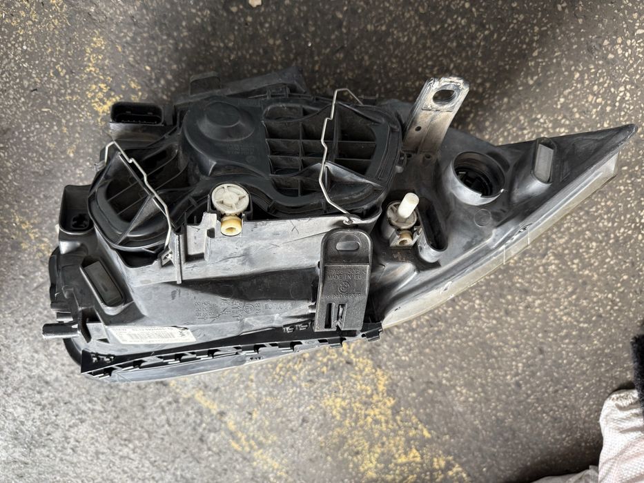 Ляв фар за BMW E87