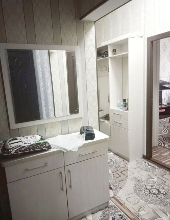 Ангренда 2 хонали евроремонт квартира оилага арендага берилади