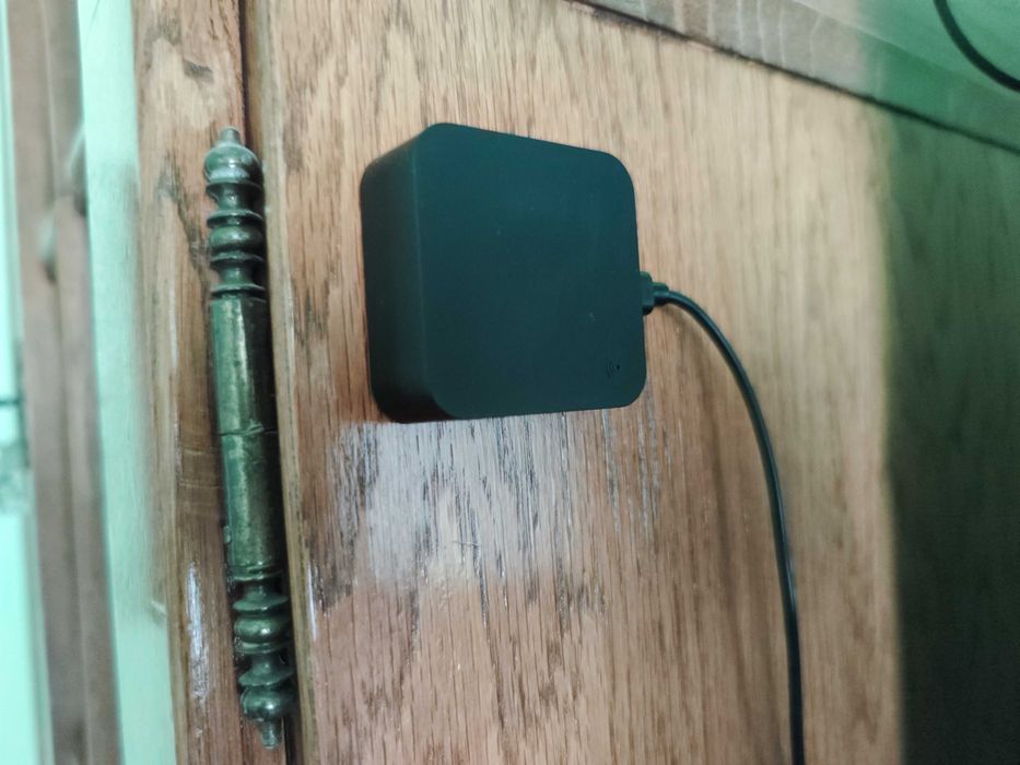 Telecomandă universală wireless compatibilă Tuya/Google Home