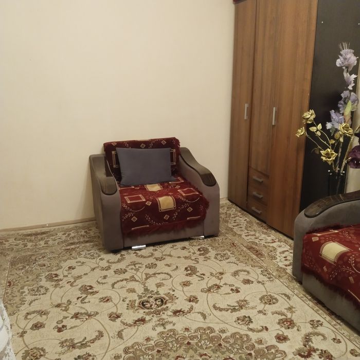 Диван на продажу