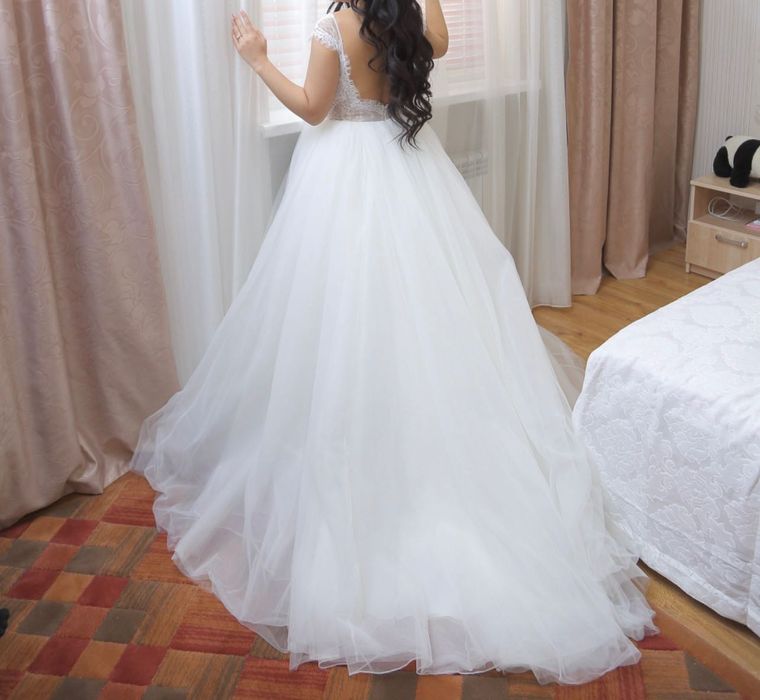 Свадебное платье