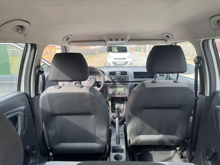 Vând Skoda Fabia