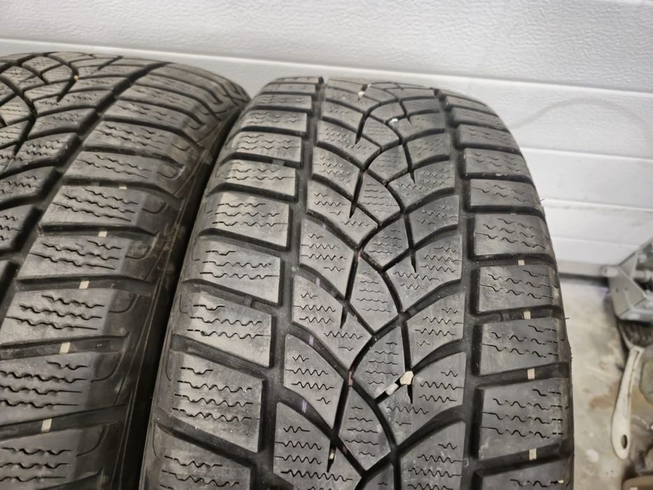 4 anvelope iarna Goodyear 205 55 16