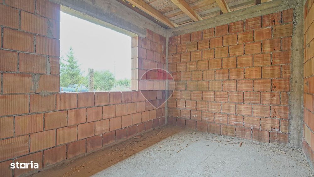 Casă / Vilă cu 4 camere de vânzare