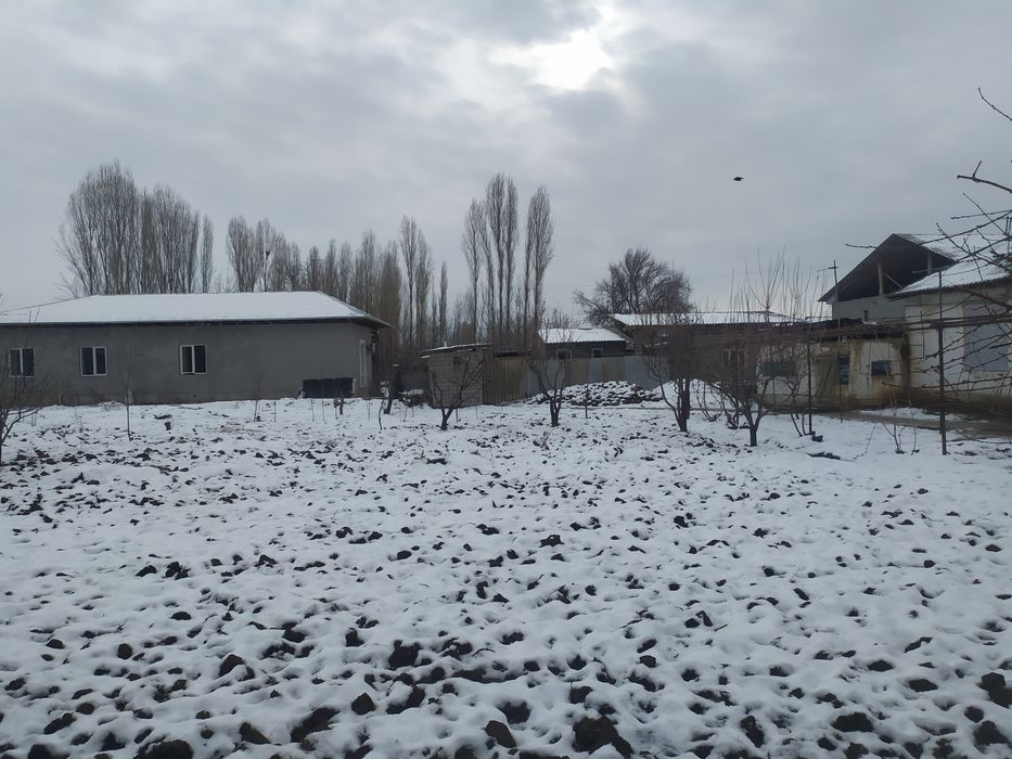 Yer sotiladi 5 sotix