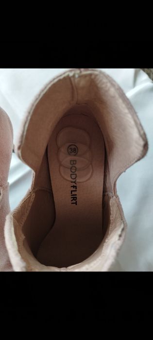 Botine eleganta roz