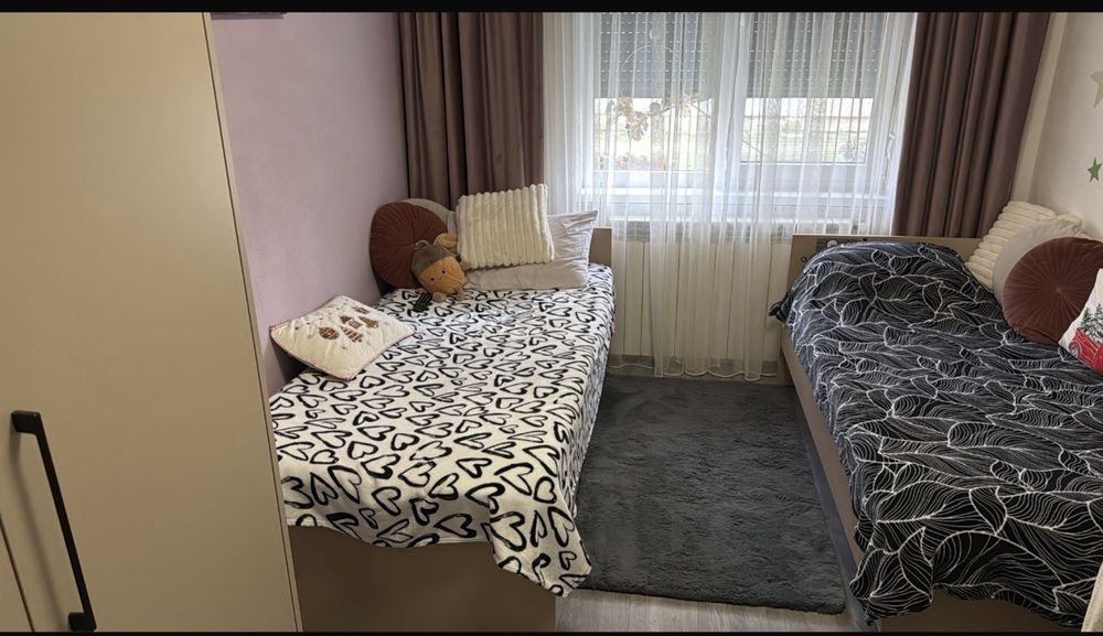 Vand paturi de o persoana 90x200