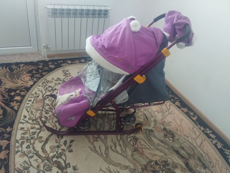 Продам санки новые