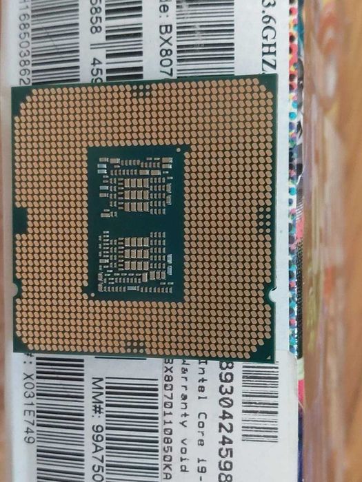 Intel Core i9 10850K, 10-ядрен, LGA 1200