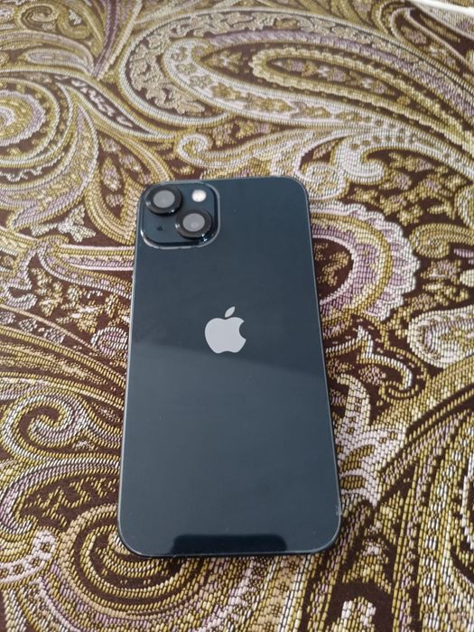 Продам айфон 13 128 гб