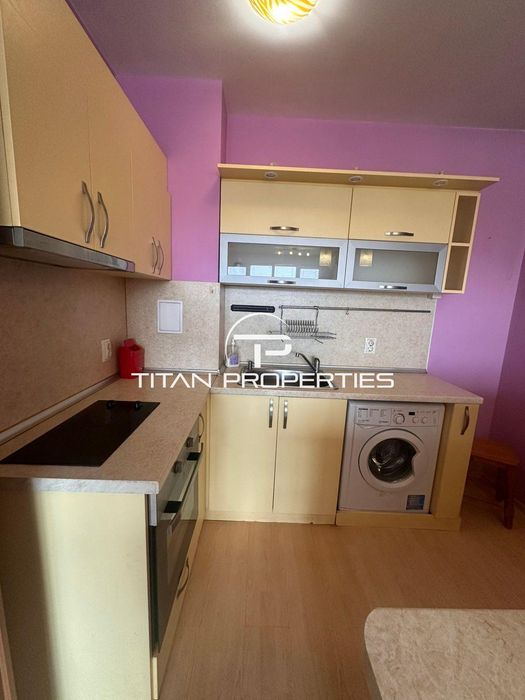 Продава се Двустаен апартамент в Бургас, Възраждане - 56 кв.м за 1230 €/кв.м - Снимка #1