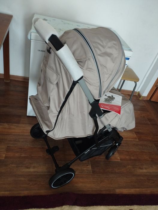 Продается детская коляска.