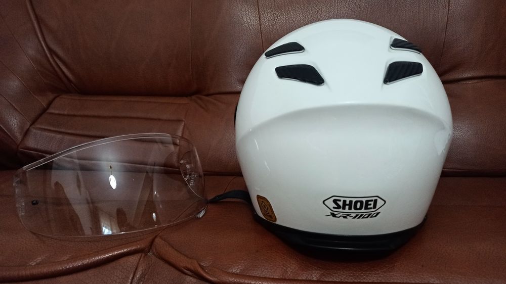 Vând casca moto Shoei XR 1100