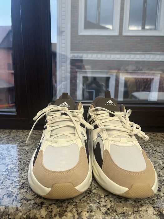 Кроссовки Adidas Ozwave