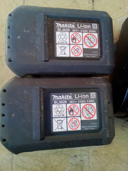 Батерии и зарядно на 36в за перфоратор макита