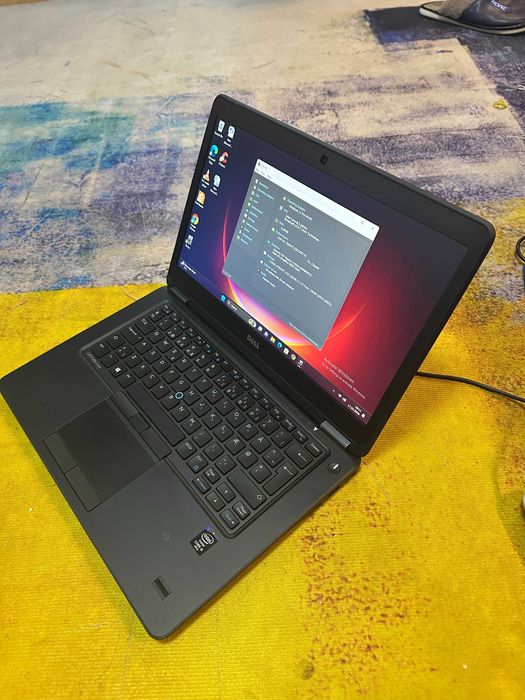 laptop dell business latitude E7450  - 400 lei fix