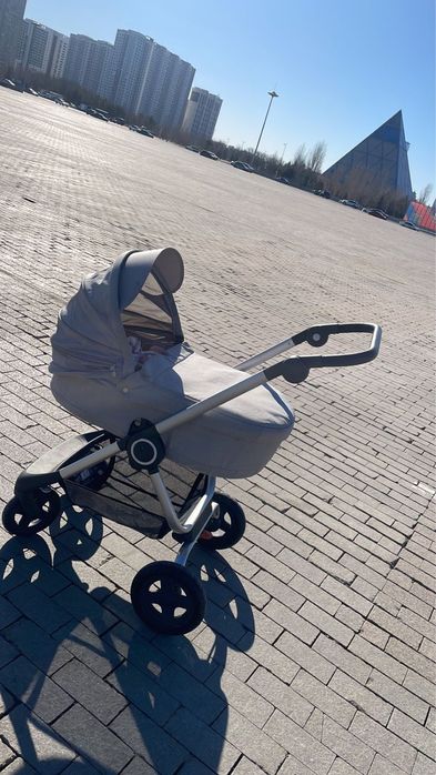 Stokke scoot продам коляску