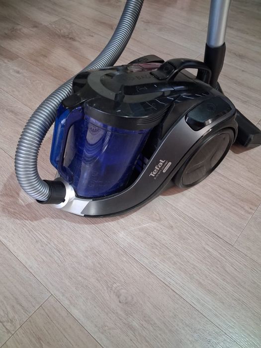 Продам пылесос Tefal