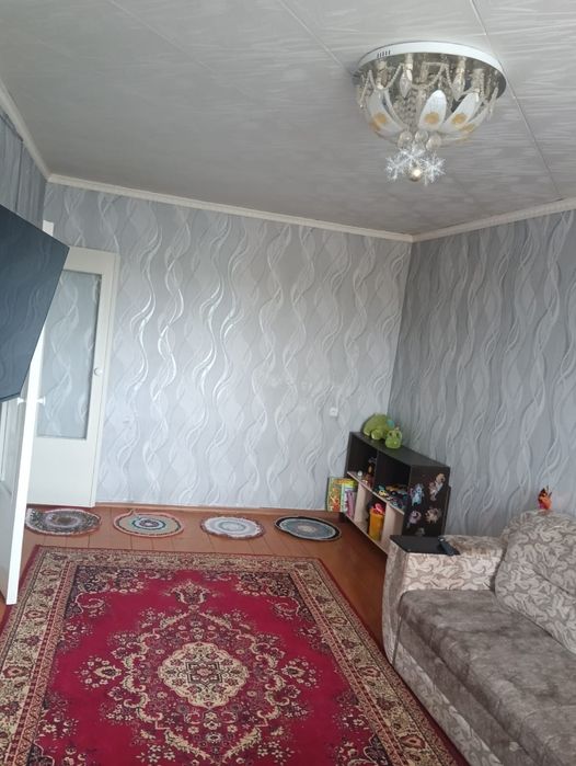 Продам 3 х комнатную в горняцком