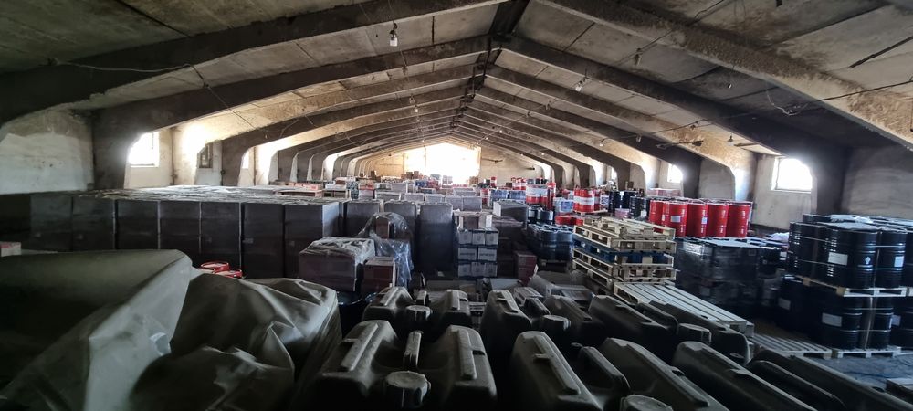 Склад 1200 кв. Метров