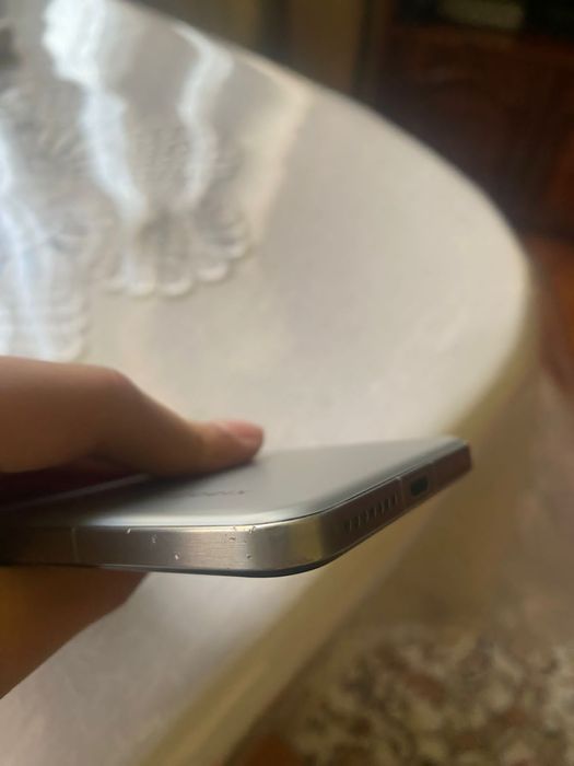 Срочно обменяю  Xiaomi 14 pro ti