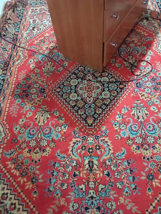 Ковер шерстяной продам