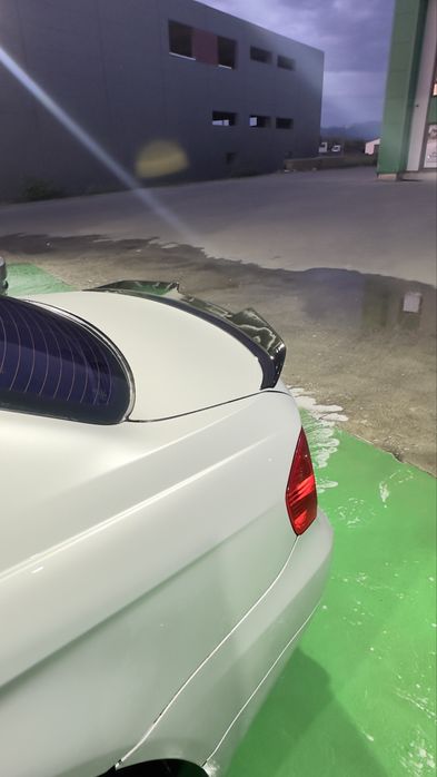 Eleron spoiler portbagaj bmw e90 carbon si negru style PSM M4
