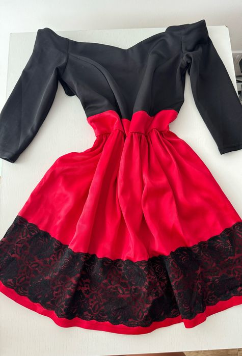 Уникална сатенена рокля