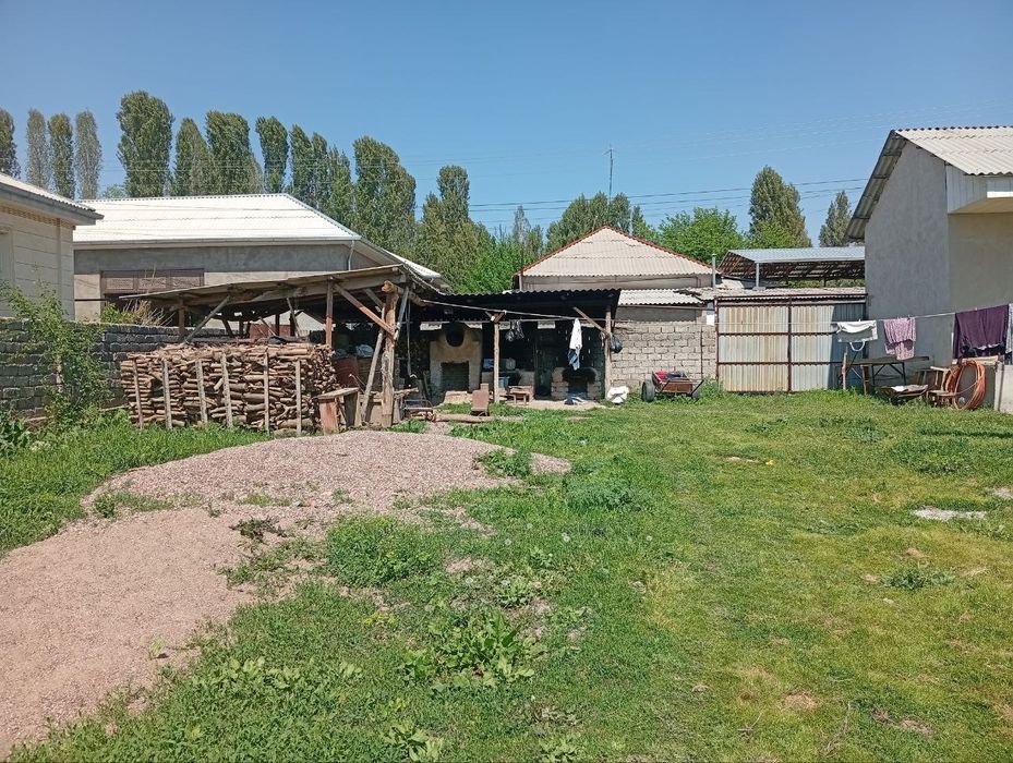 Yer sotiladi 8 sotix