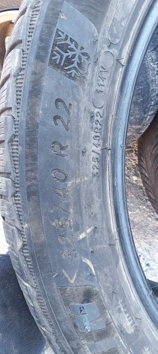 Гуми 285/45/22 и 385 /40/22 DOT 22