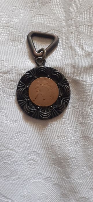 Medalie veche sport.