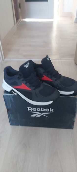 кроссовки оригинал reebok