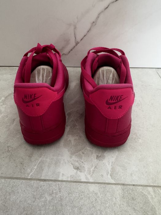 Adidași Nike Air Force 1 – Mărimea 38, stare impecabilă!