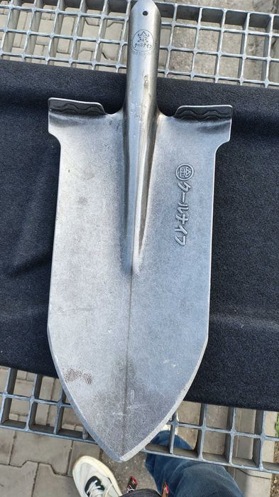 Cazma,hâleț calitate înaltă,made in Japan, oțel lăcuit,nou!