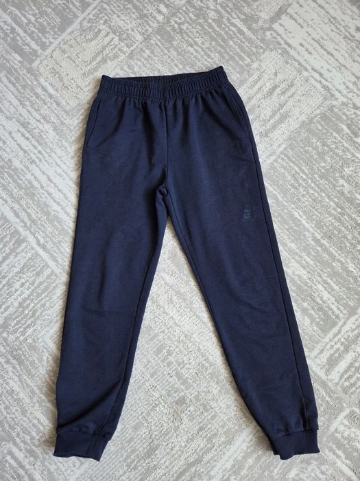 Продам трико 2 пары (чёрные и синие) размер 152